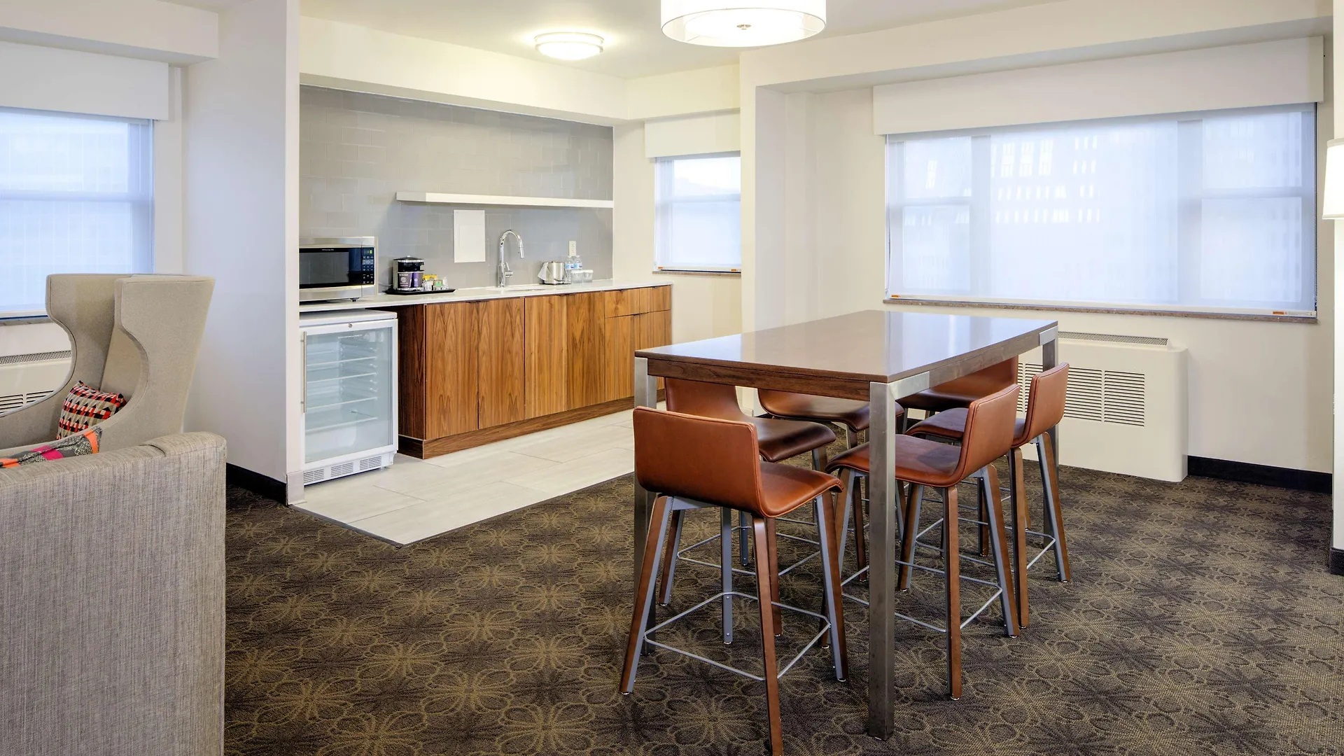 Doubletree By Hilton Hotel & Suites Pittsburgh Downtown