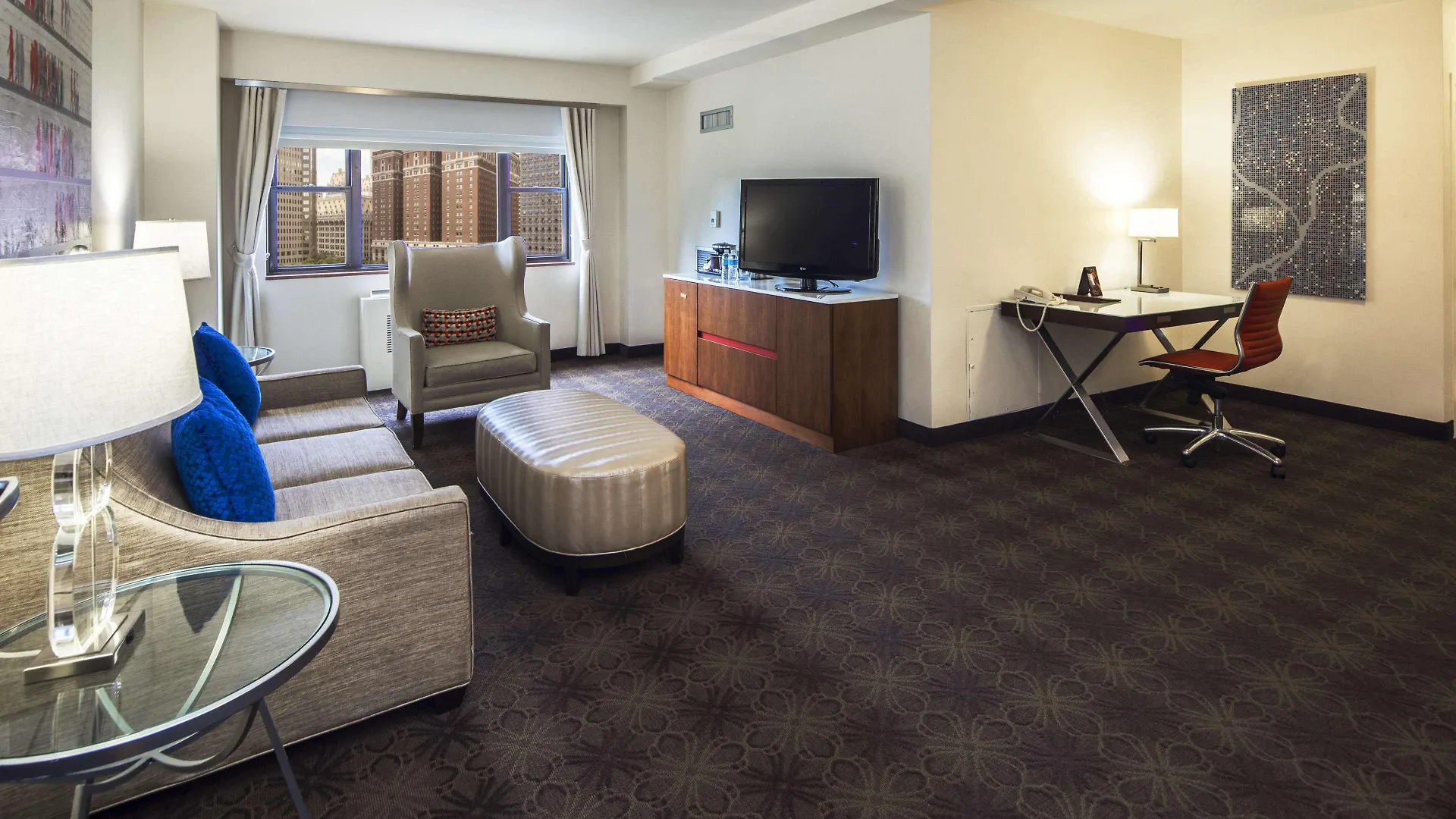 ***  Doubletree By Hilton Hotel & Suites Pittsburgh Downtown USA